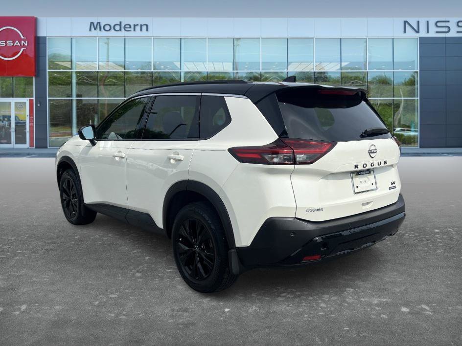 Certified 2023 Nissan Rogue SV w/ SV Premium B Package FWD image 7