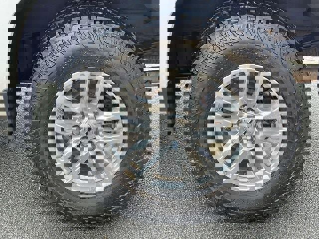 Used 2019 Chevrolet Silverado 1500 LT w/ All-Star Edition image 13