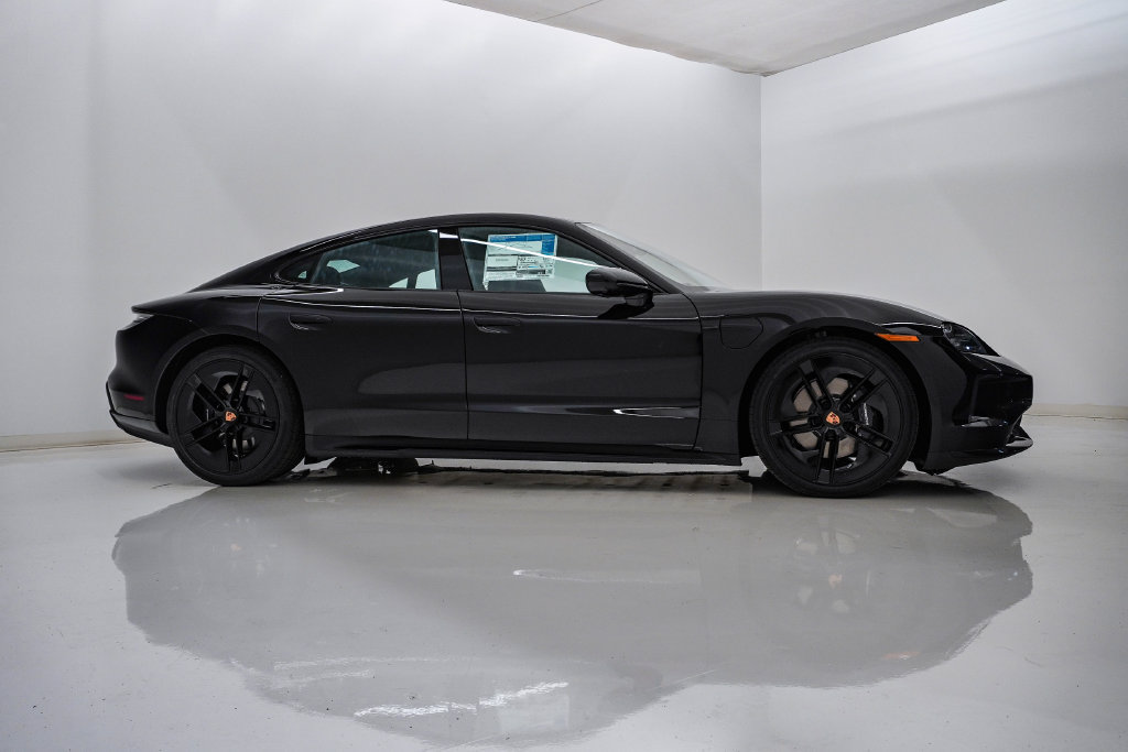 New 2026 Porsche Taycan AWD/4WD image 9