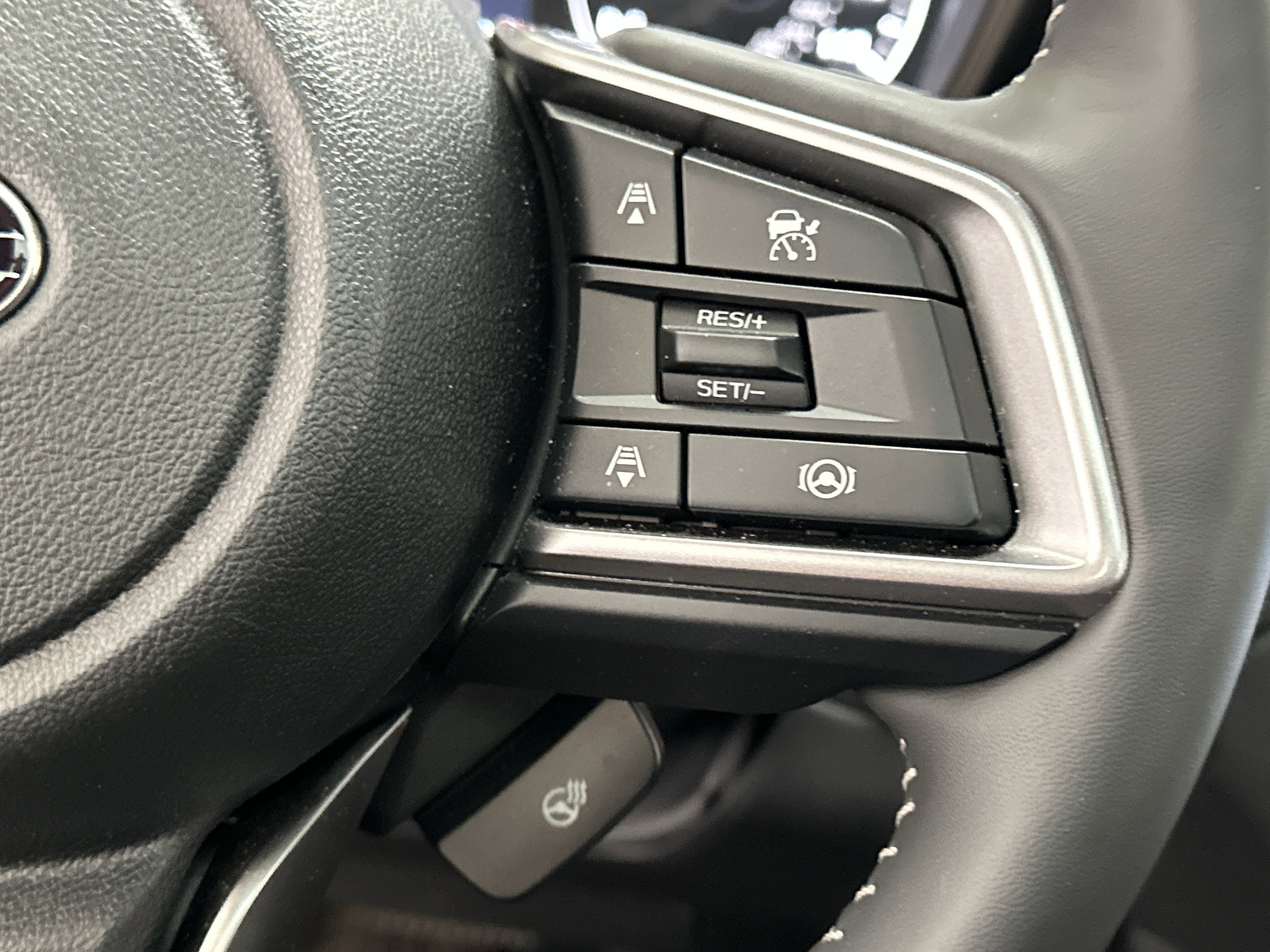 Certified 2025 Subaru Ascent Touring image 31