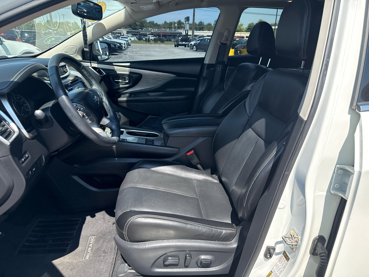 Used 2018 Nissan Murano SL w/ Moonroof Package image 11