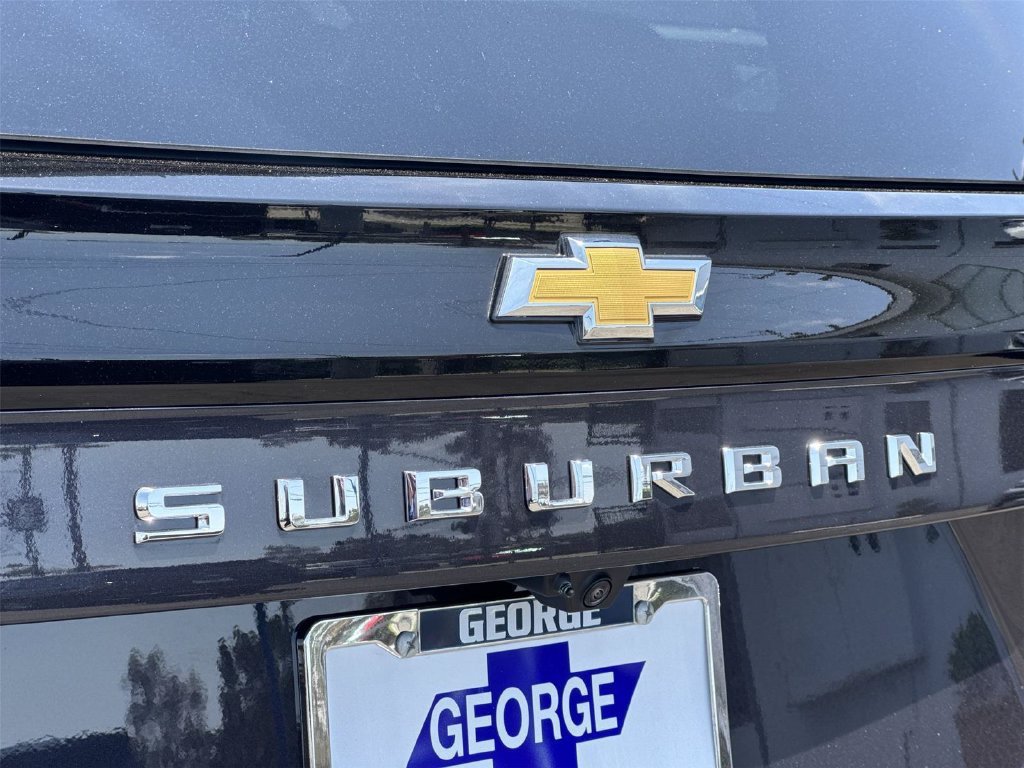 New 2026 Chevrolet Suburban LS RWD image 29