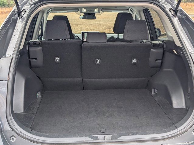 Used 2024 Toyota RAV4 LE image 9