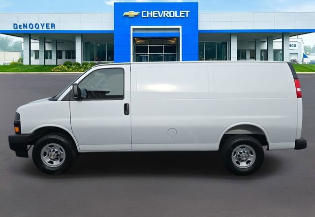 New 2025 Chevrolet Express 2500 Work Van 3D Cargo Van w/ Driver Convenience Package image 11