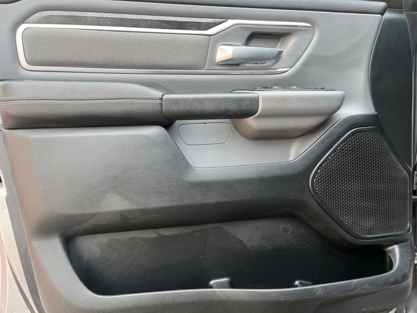 Used 2021 RAM 1500 Big Horn image 15