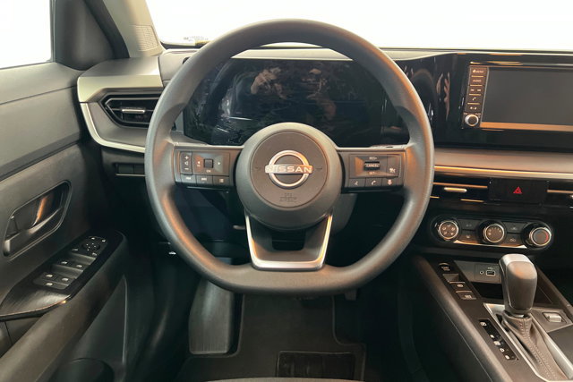 Certified 2025 Nissan Kicks S image 12