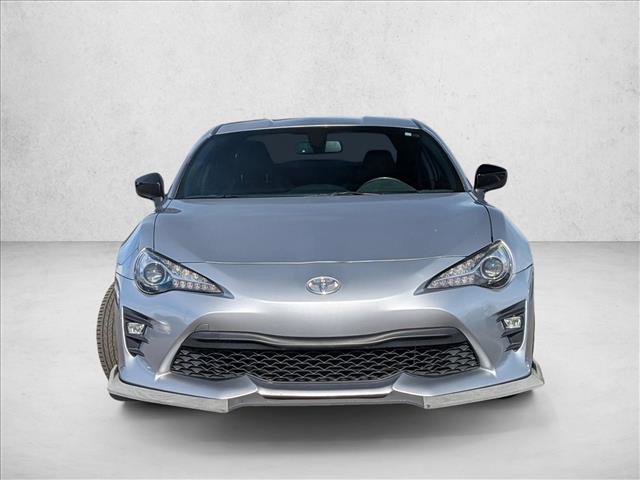 Used 2018 Toyota 86 image 2