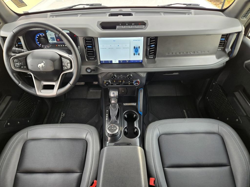 Used 2024 Ford Bronco Black Diamond image 13