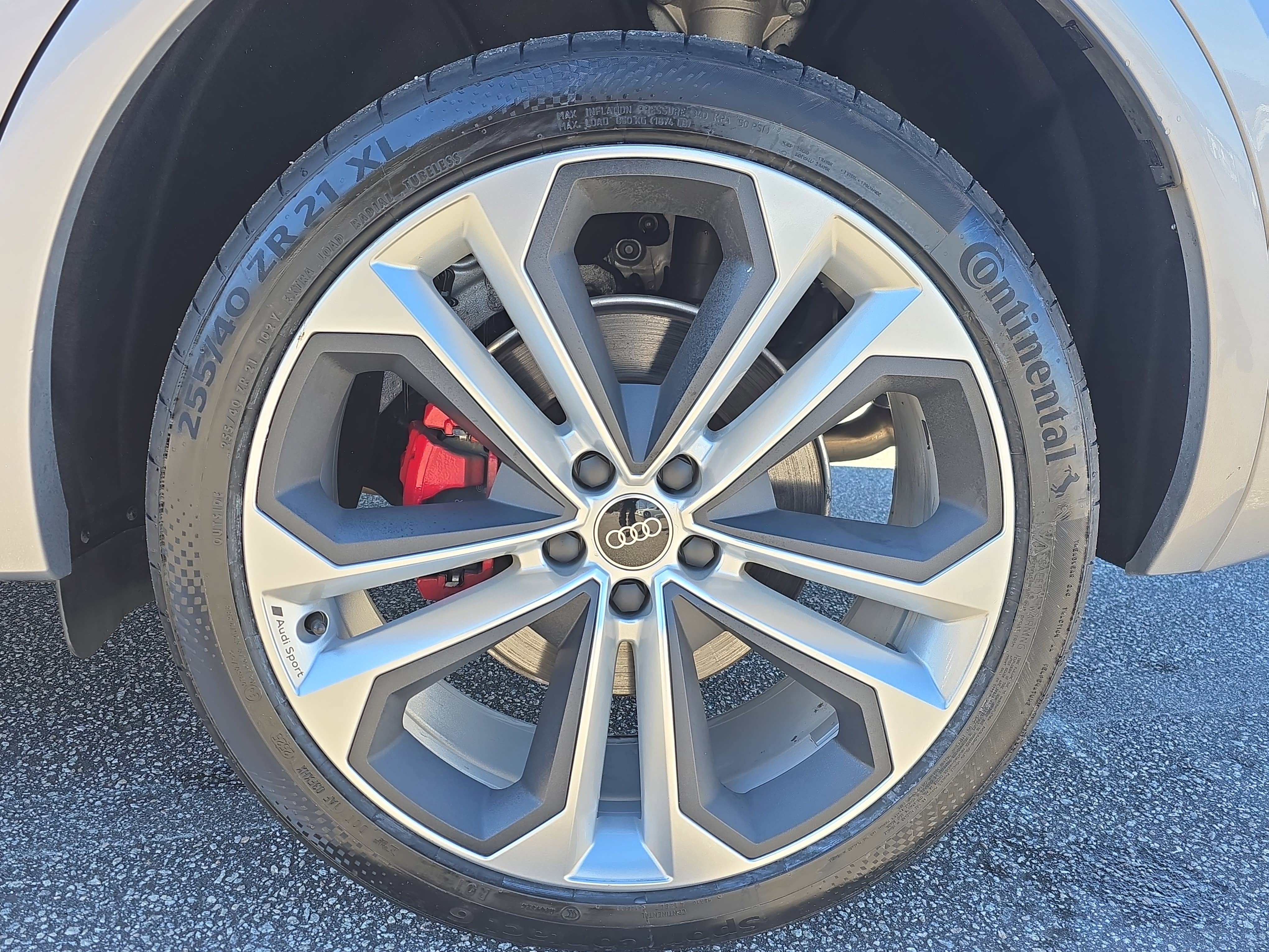 Certified 2025 Audi Q5 2.0T Premium Plus w/ Premium Plus Package image 32