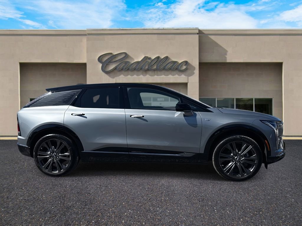 New 2026 Cadillac Optiq Sport 2 image 2