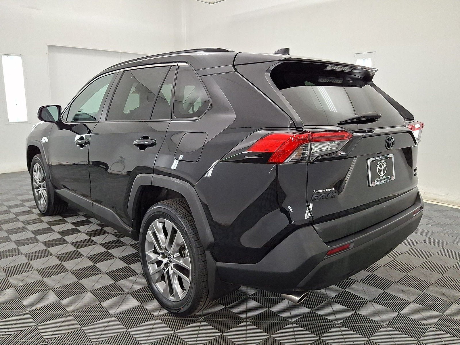 Certified 2023 Toyota RAV4 XLE Premium AWD/4WD image 14