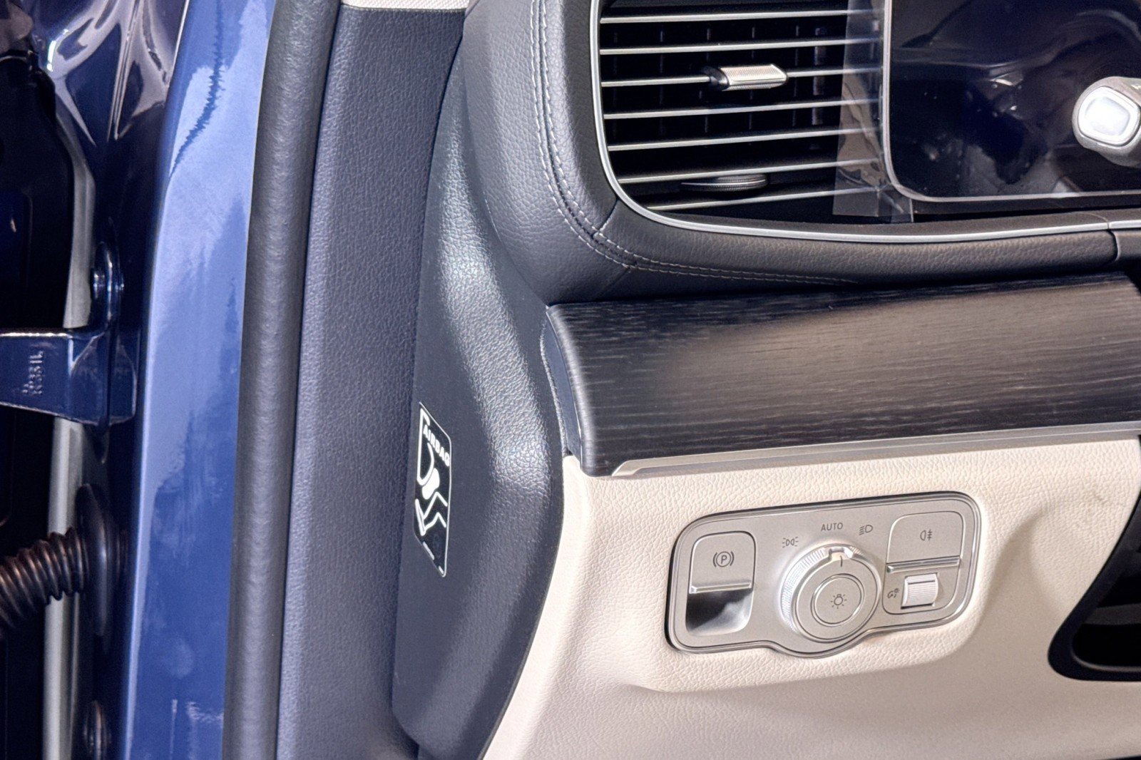 New 2026 Mercedes-Benz GLS 450 4MATIC image 10