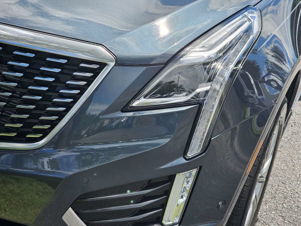 Used 2021 Cadillac XT5 Premium Luxury AWD/4WD image 11