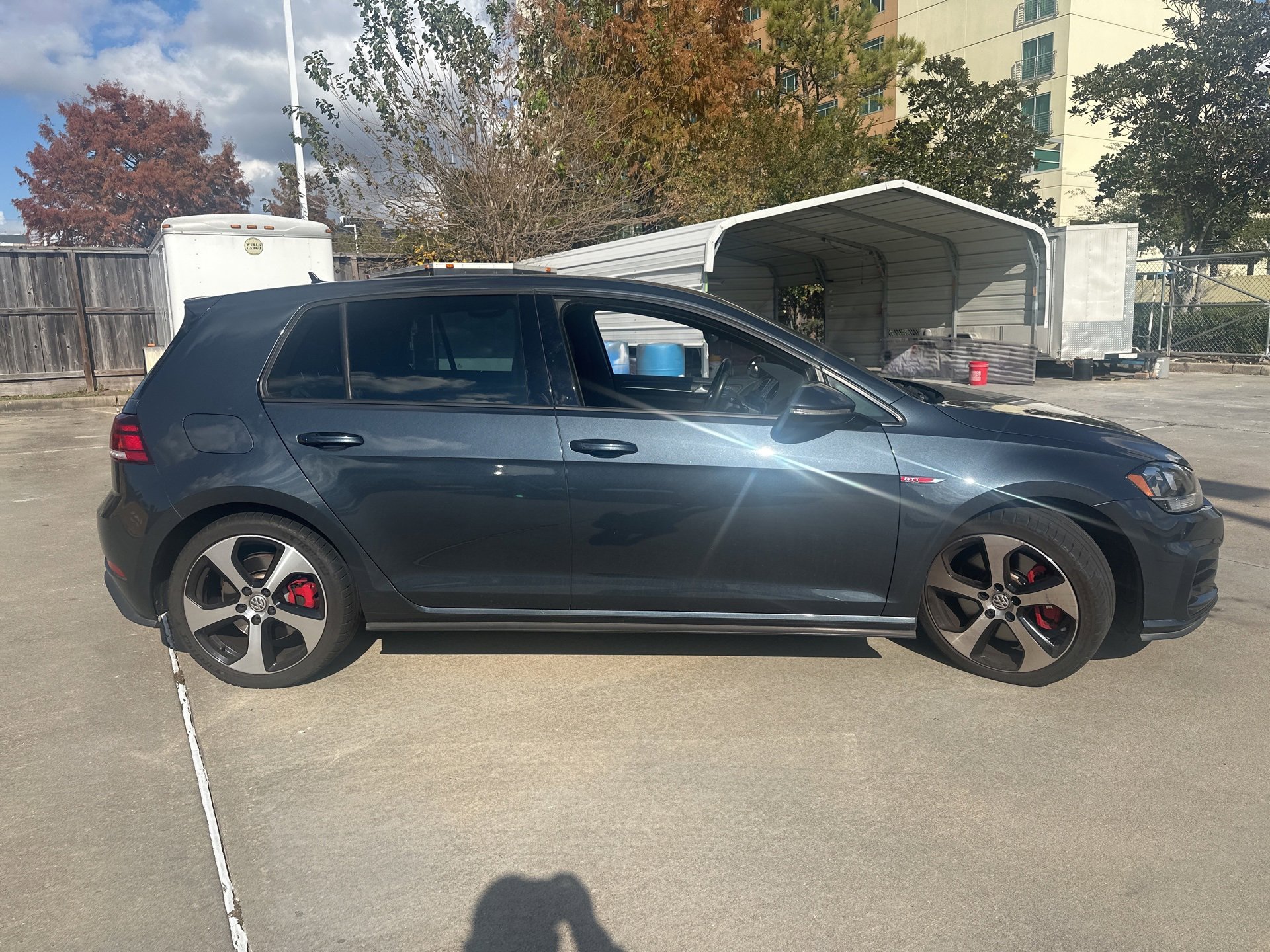 Used 2019 Volkswagen Golf 2.0T S image 4