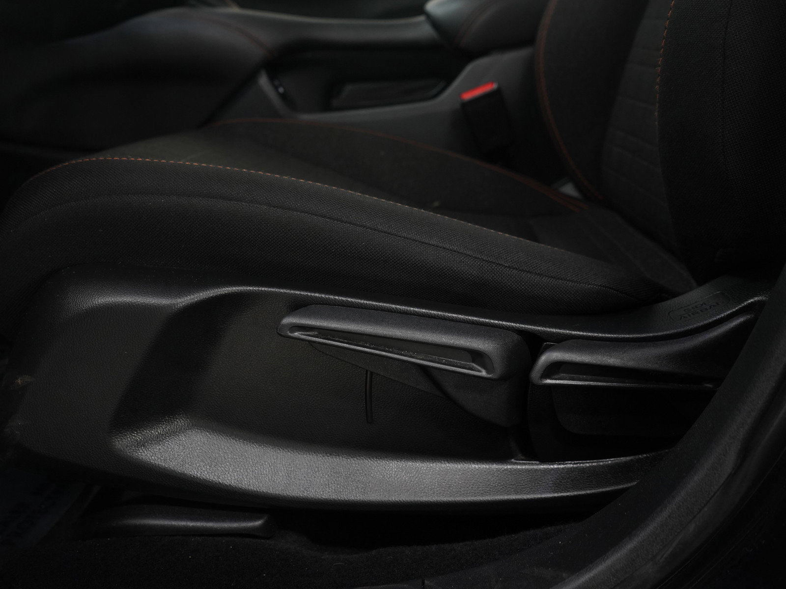 Used 2025 Honda HR-V Sport image 21