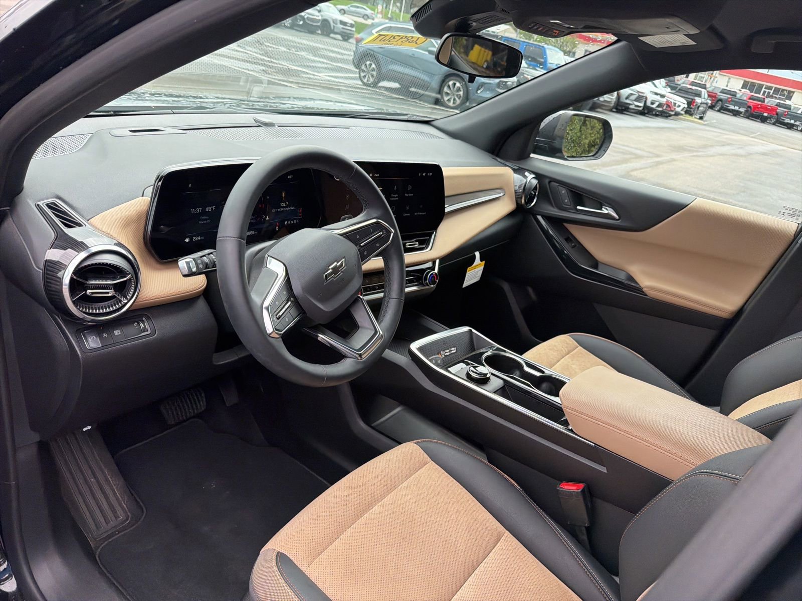 Used 2026 Chevrolet Equinox ACTIV image 10