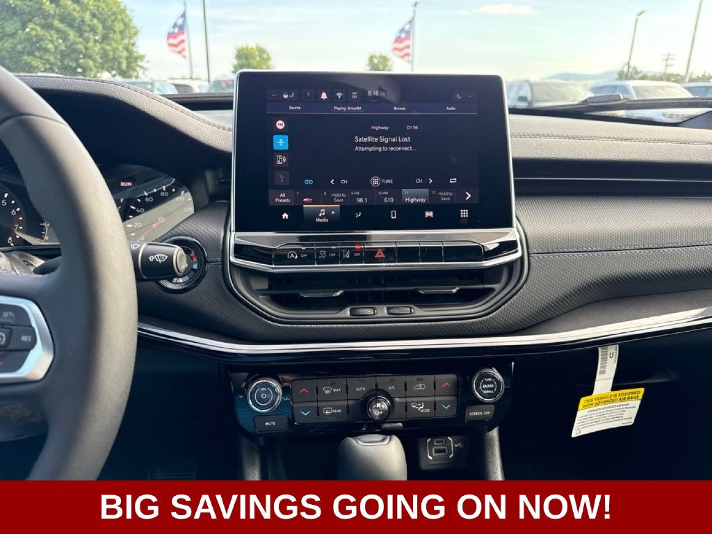 New 2026 Jeep Compass Latitude w/ Sun and Sound Group AWD/4WD image 22