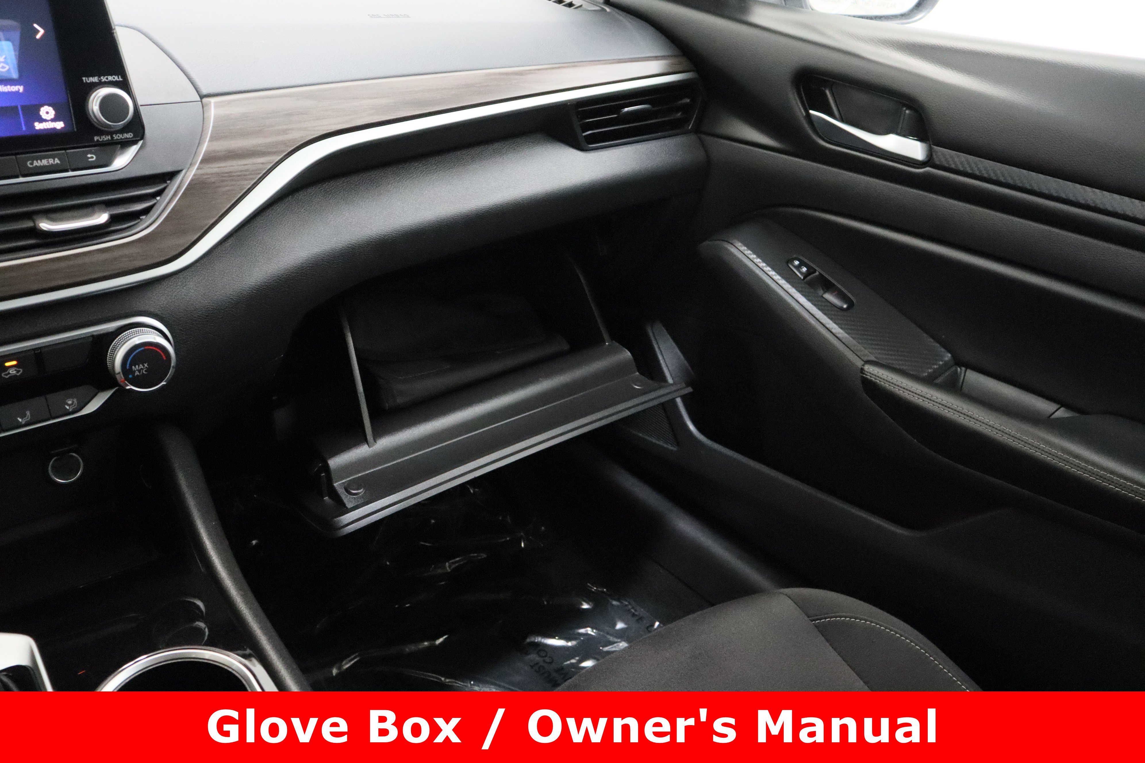 Used 2024 Nissan Altima 2.5 SV image 23