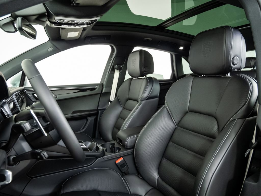 New 2026 Porsche Macan S image 5
