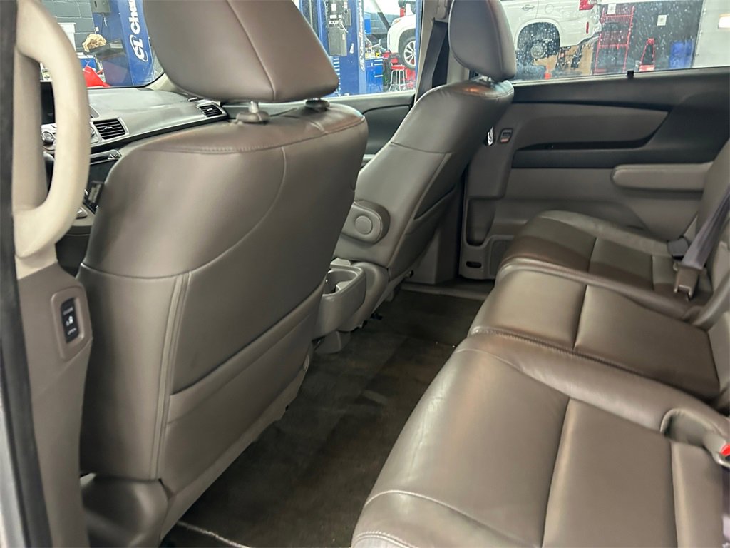 Used 2015 Honda Odyssey EX-L image 19