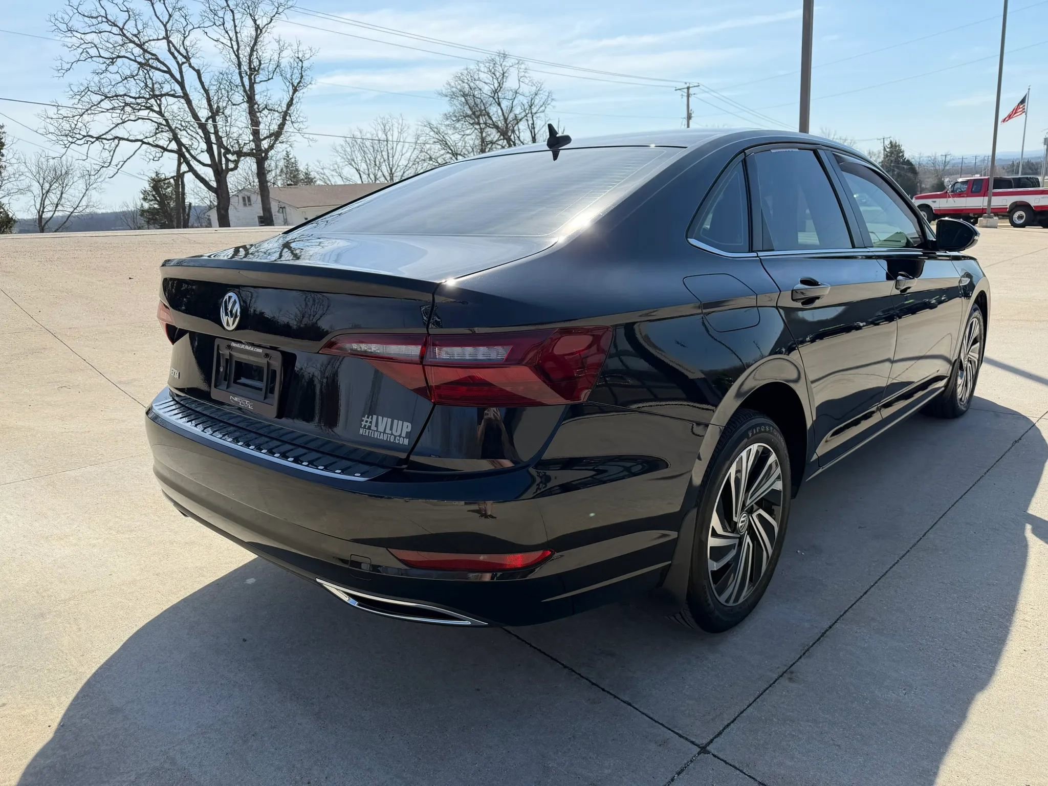 Used 2021 Volkswagen Jetta SEL Premium image 9