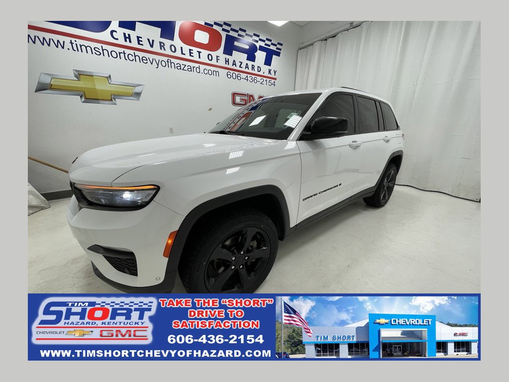 Used 2023 Jeep Grand Cherokee Limited w/ Luxury Tech Group II