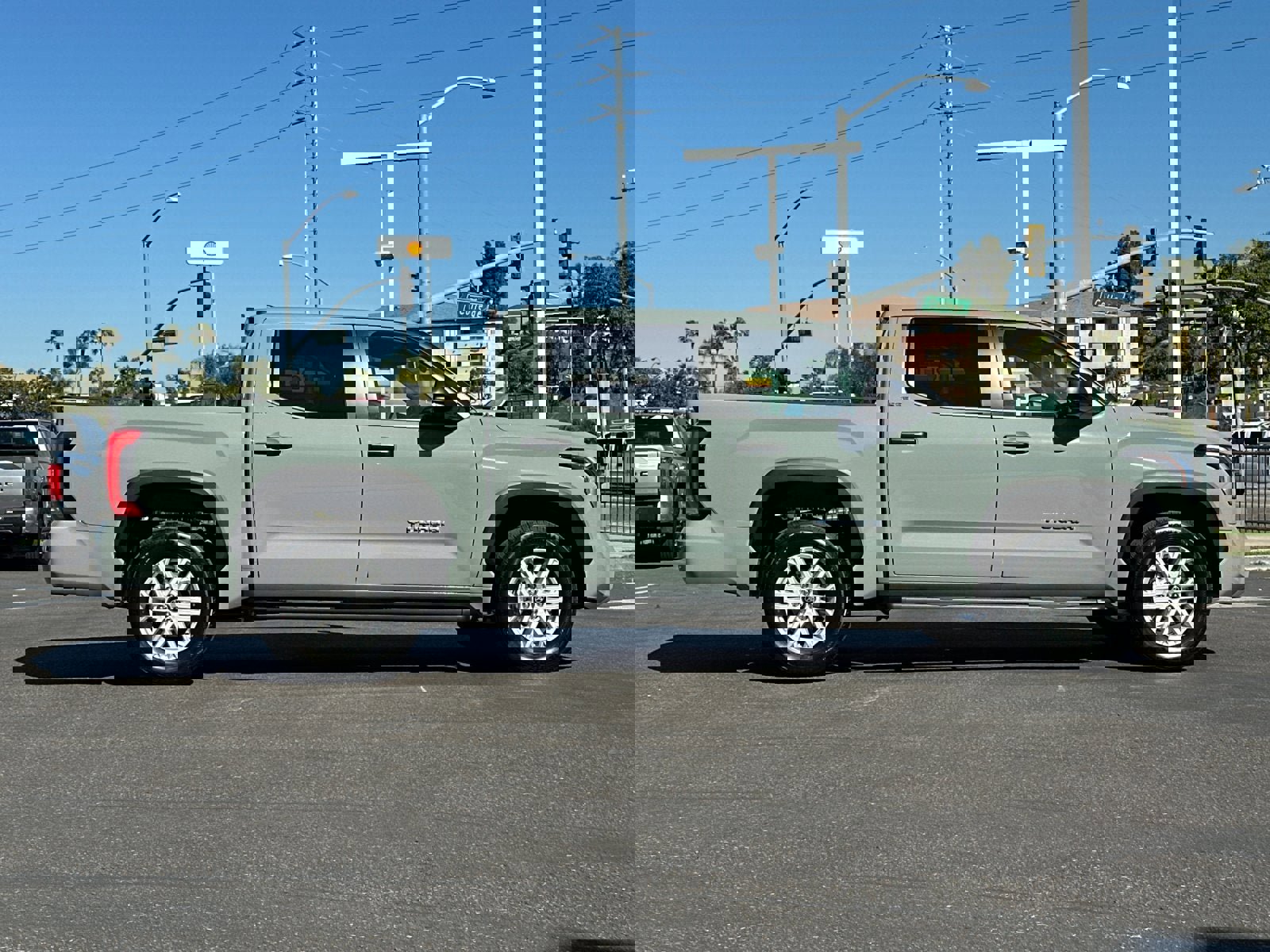 New 2026 Toyota Tundra SR5 image 6