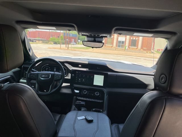 Used 2024 GMC Sierra 1500 AT4 w/ Technology Package AWD/4WD image 27