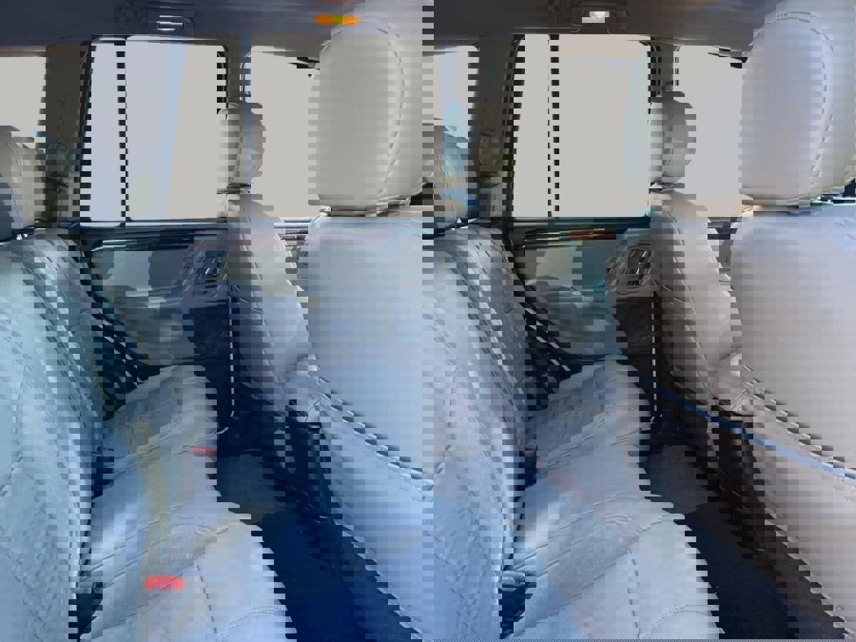 Used 2002 Jeep Grand Cherokee Overland image 25