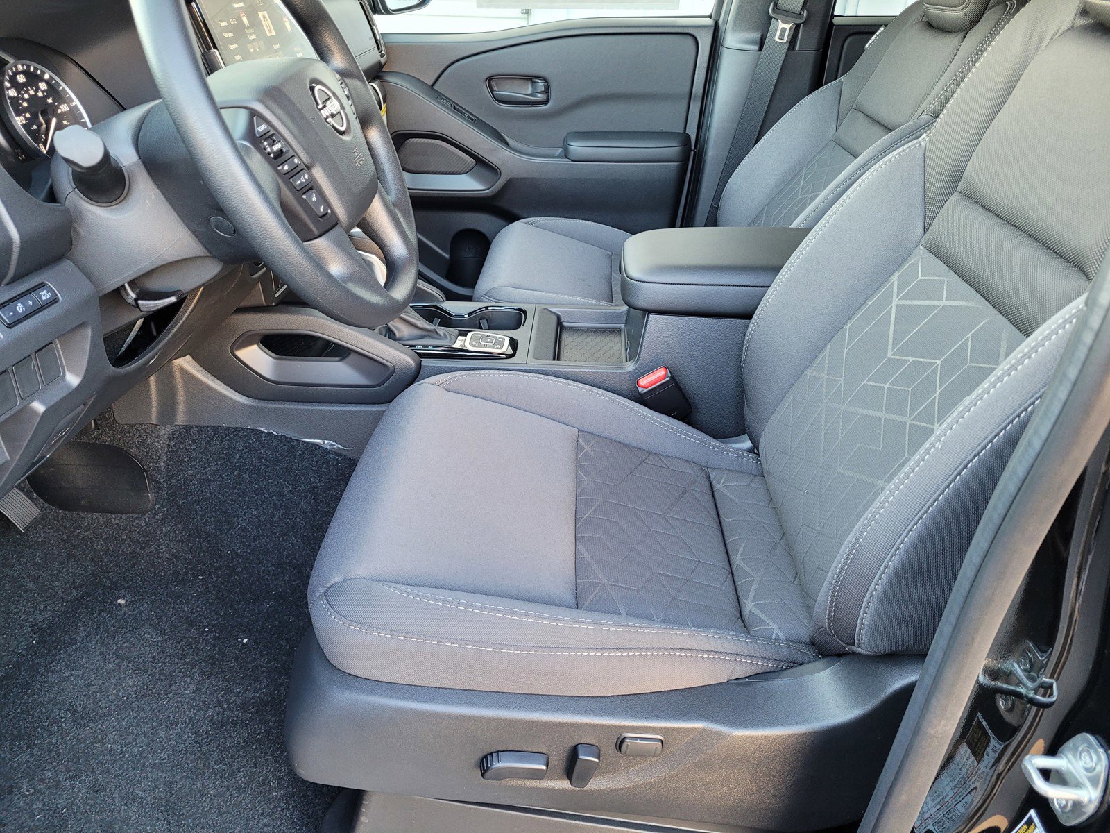 New 2026 Nissan Frontier SV w/ Tow Package image 9