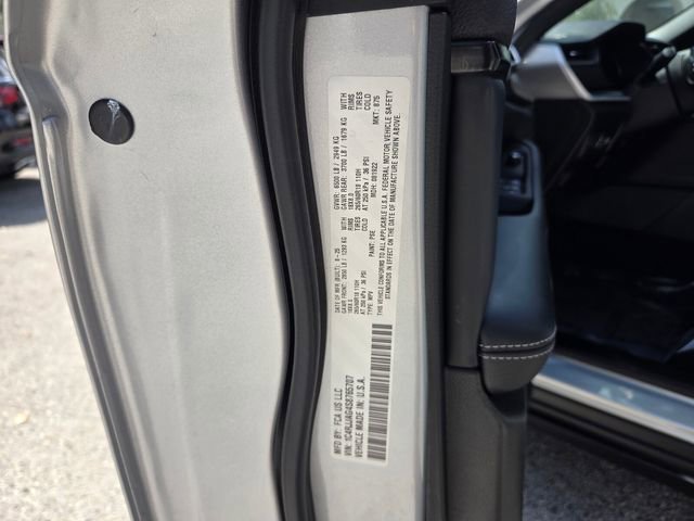 Certified 2025 Jeep Grand Cherokee L Laredo w/ Luxury Tech Group I image 19