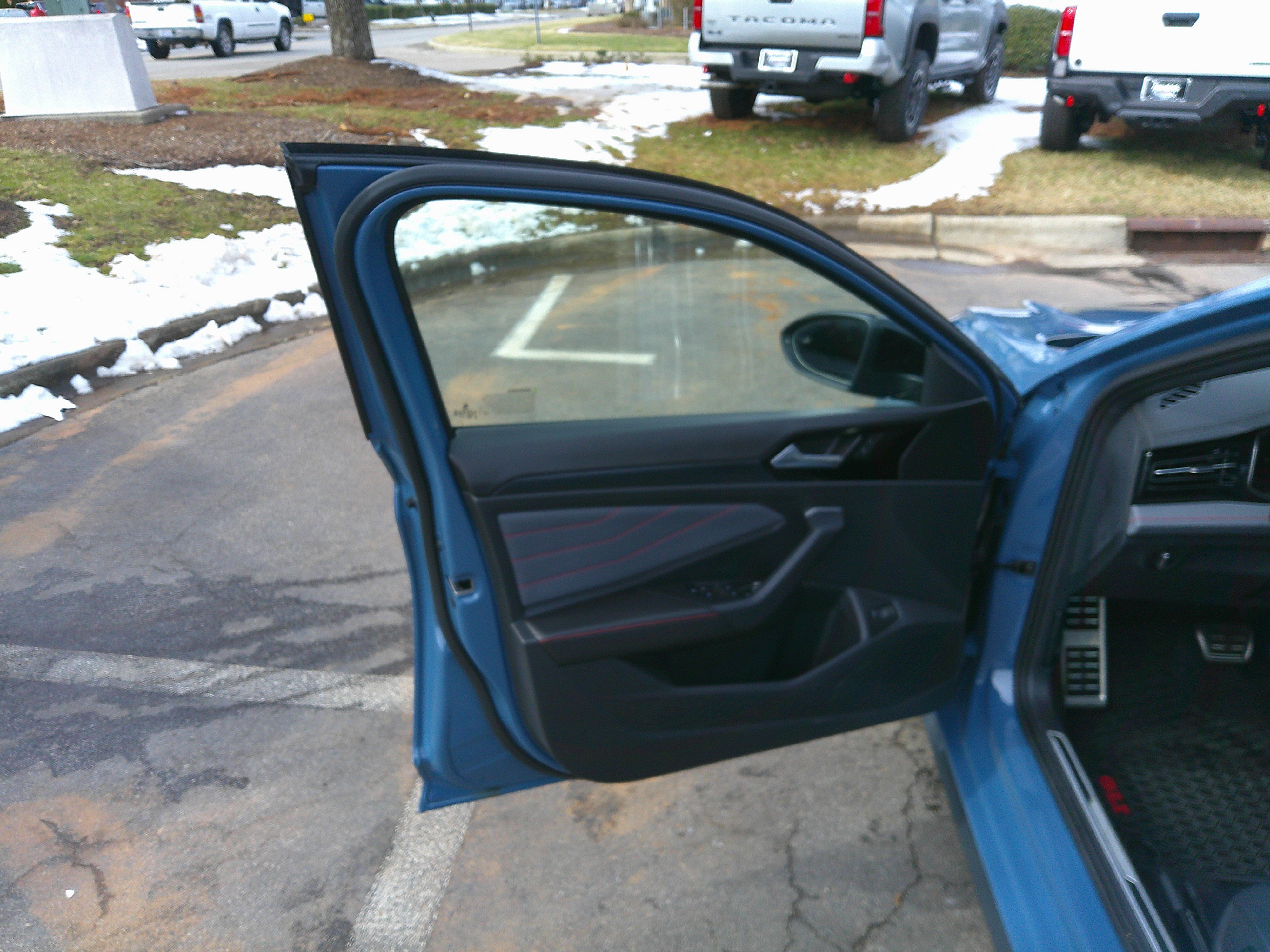 Used 2025 Volkswagen Jetta GLI Autobahn w/ GLI Black Package image 17