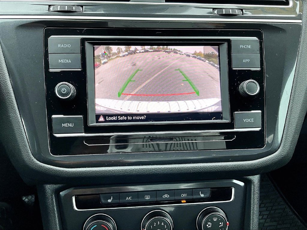 Used 2024 Volkswagen Tiguan S AWD/4WD image 19