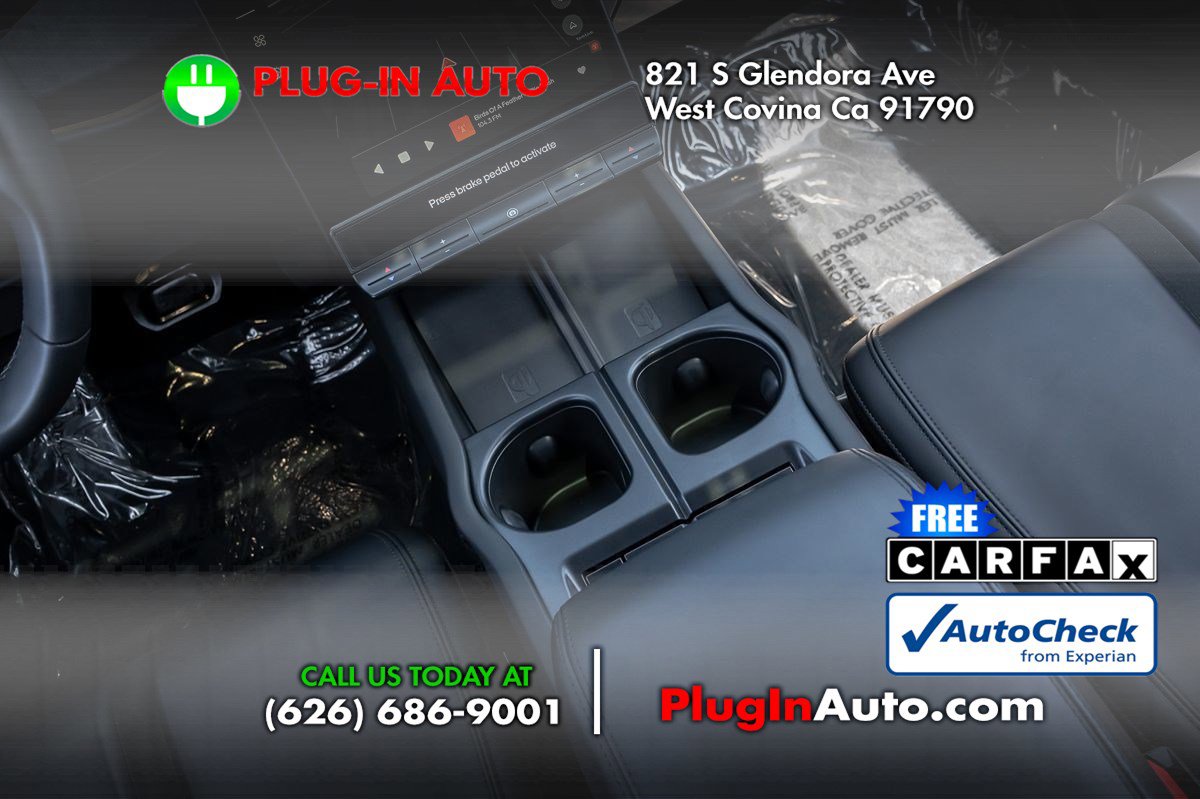 Used 2023 Fisker Ocean Extreme image 15