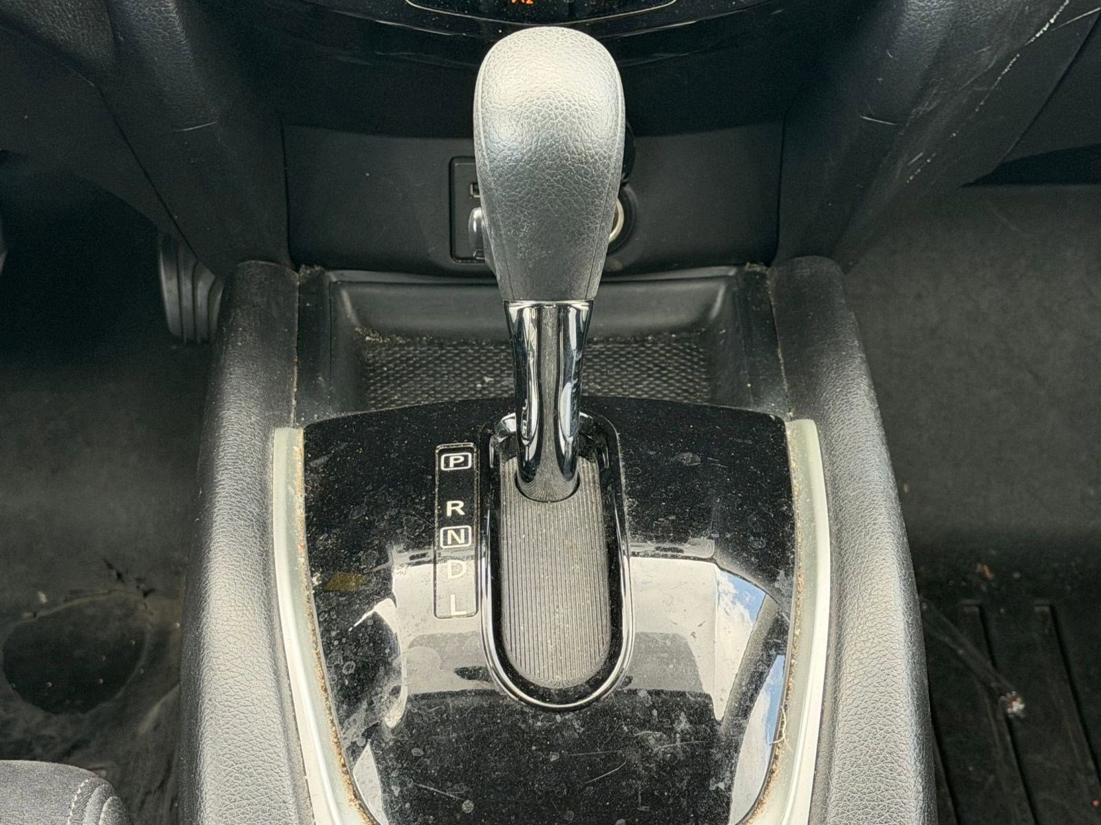 Used 2014 Nissan Rogue S image 23