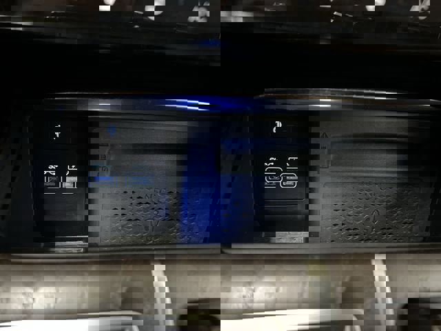 Used 2023 Genesis GV80 2.5T w/ Advanced Package image 36