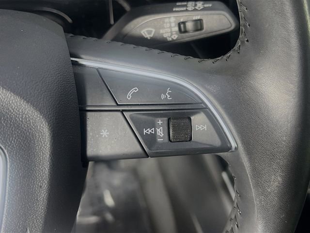 Used 2020 Audi Q3 2.0T Premium w/ Convenience Package image 18