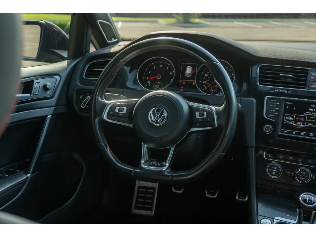 Used 2017 Volkswagen GTI Autobahn FWD image 22