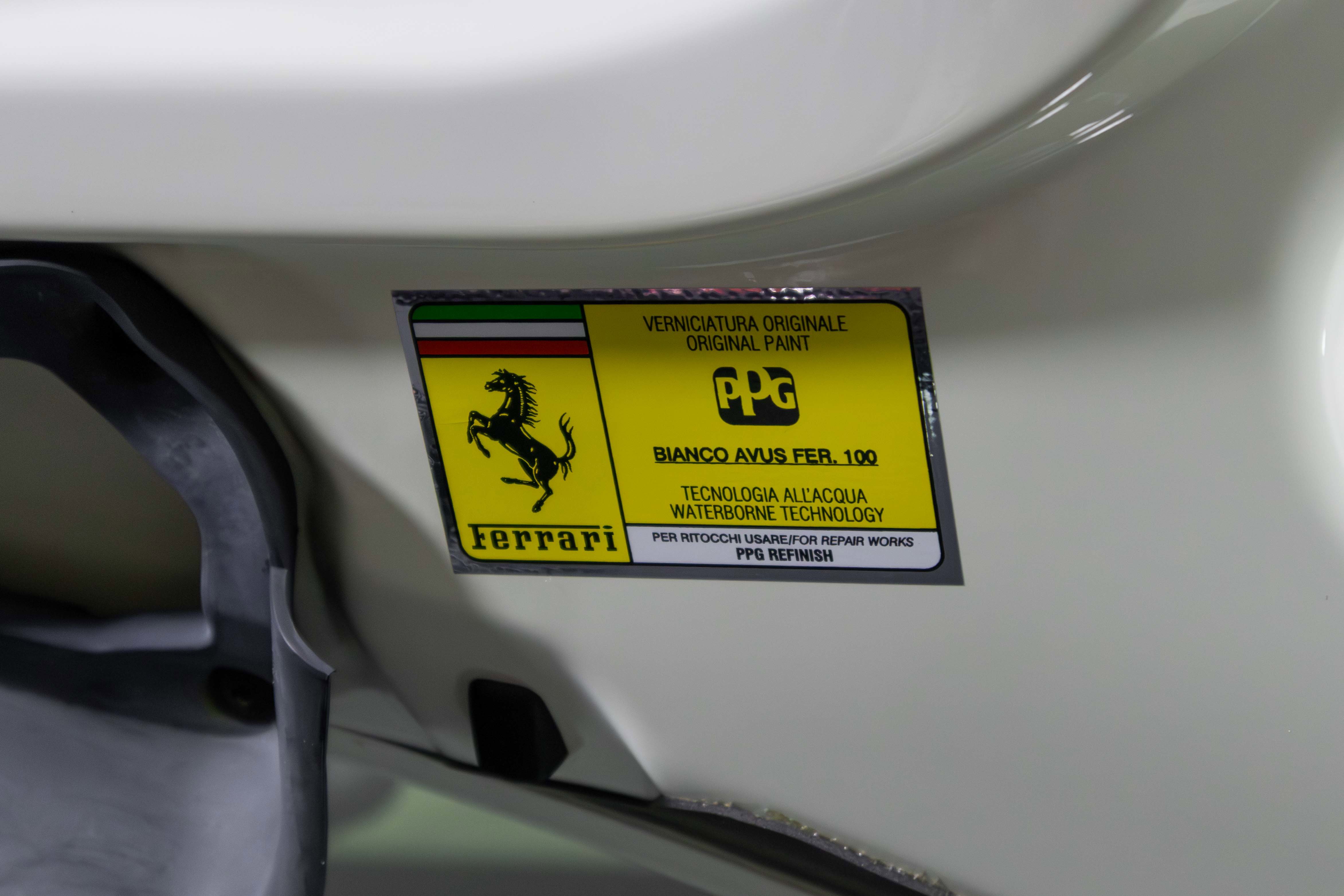 Used 2018 Ferrari 488 Spider image 42