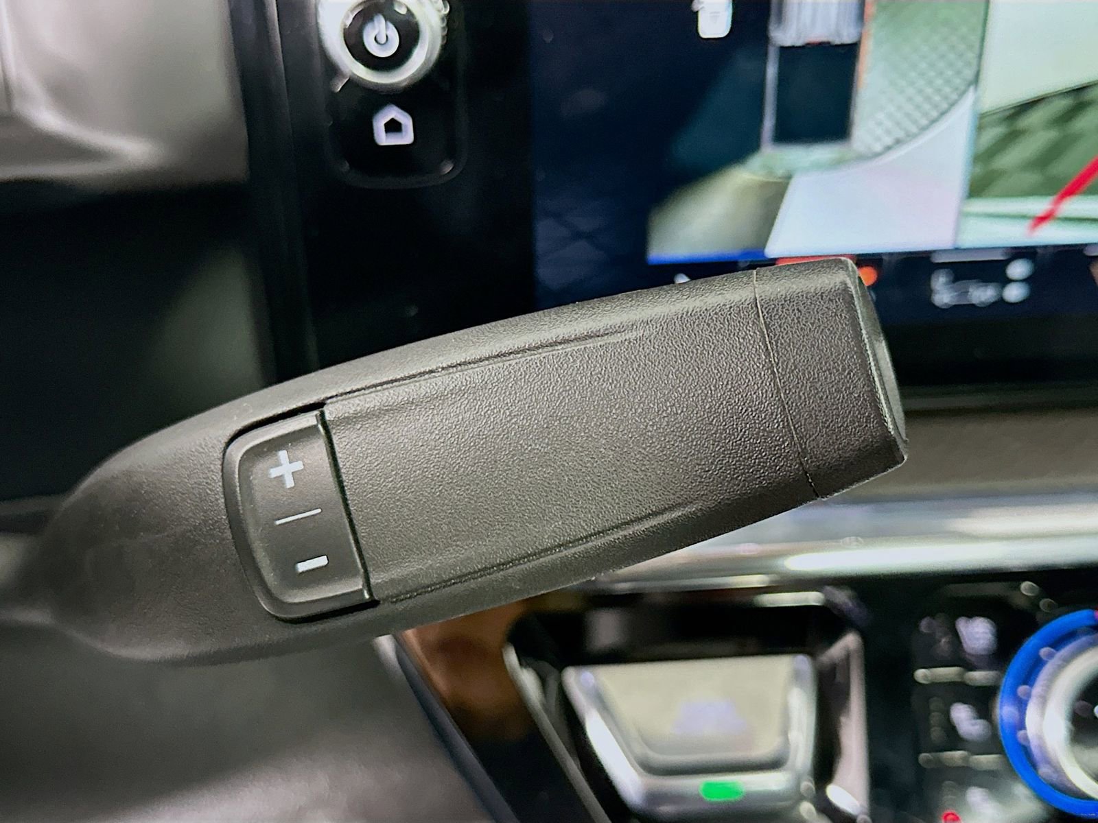 Used 2024 GMC Sierra 3500 Denali image 18