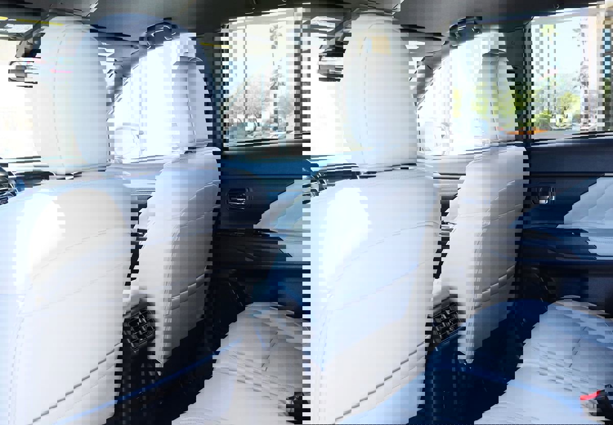 Used 2022 Mitsubishi Outlander SEL image 33