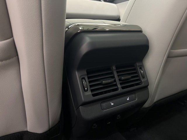 Used 2025 Land Rover Range Rover Evoque S image 36