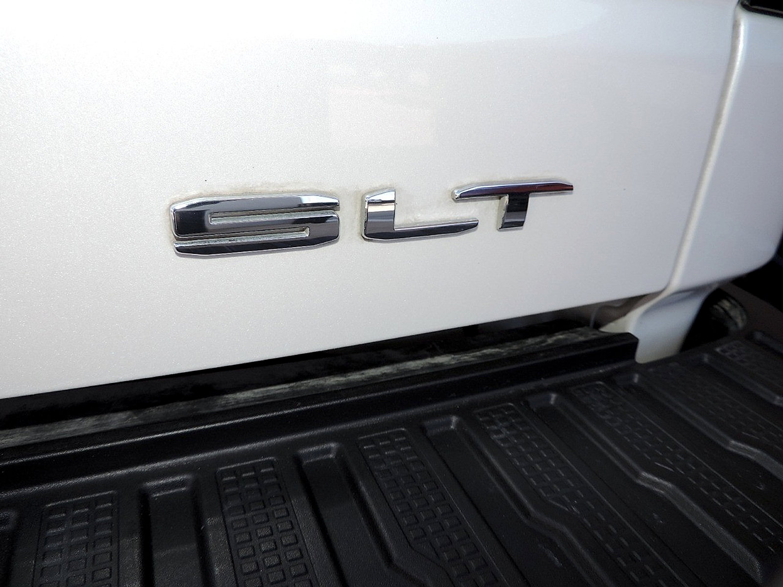 Certified 2021 GMC Sierra 1500 SLT image 18