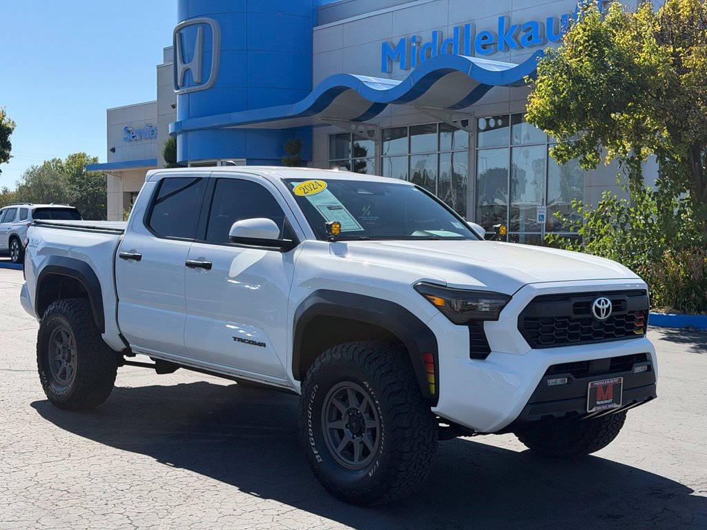 Used 2024 Toyota Tacoma TRD Off-Road AWD/4WD image 1