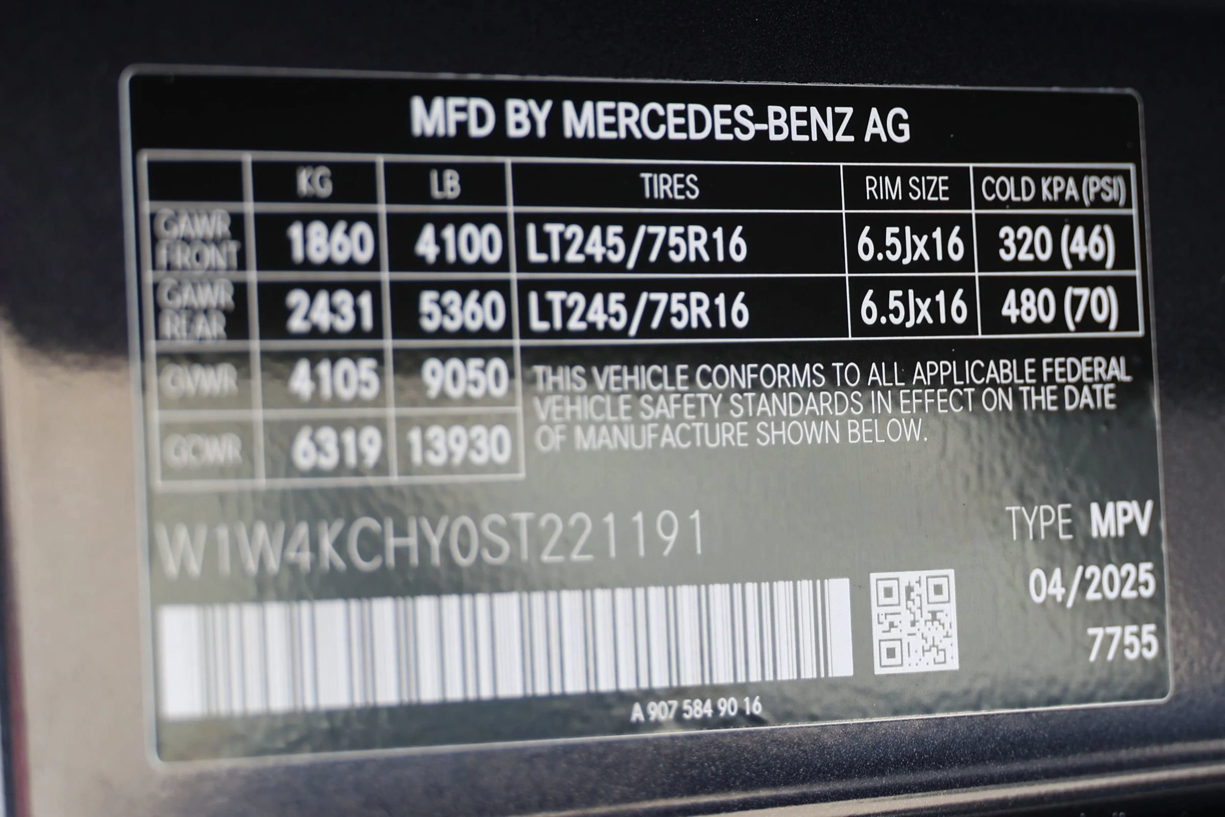 Used 2025 Mercedes-Benz Sprinter 2500 image 51