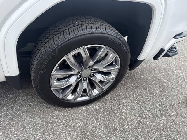 Used 2025 GMC Sierra 1500 Denali w/ Denali Reserve Package AWD/4WD image 15