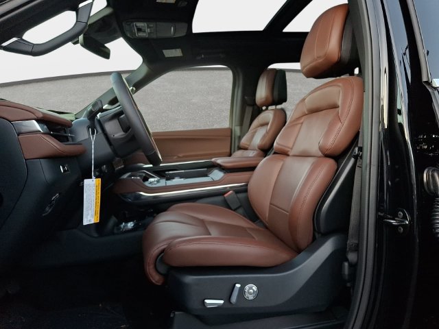 New 2027 Lincoln Navigator Reserve AWD/4WD image 11