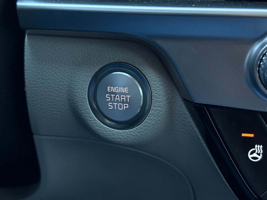 Certified 2023 Kia Telluride EX w/ EX Captain's Chair Package image 38