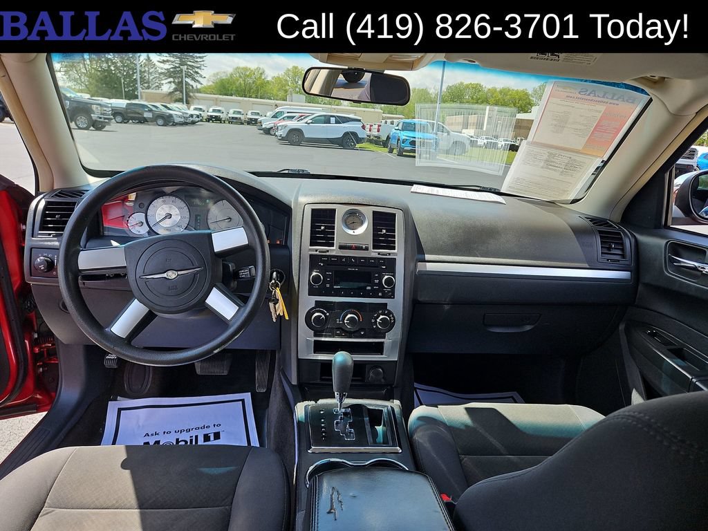 Used 2010 Chrysler 300 Touring Plus RWD image 20