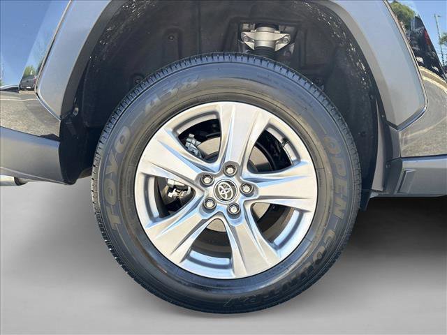 Certified 2025 Toyota RAV4 XLE FWD image 24